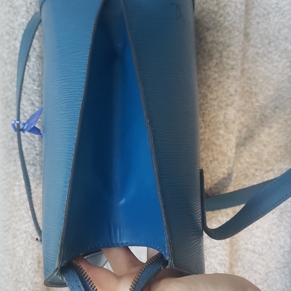Louis Vuitton Blue Epi Saint Jaques Shoulder Bag Authentic - Picture 10 of 14